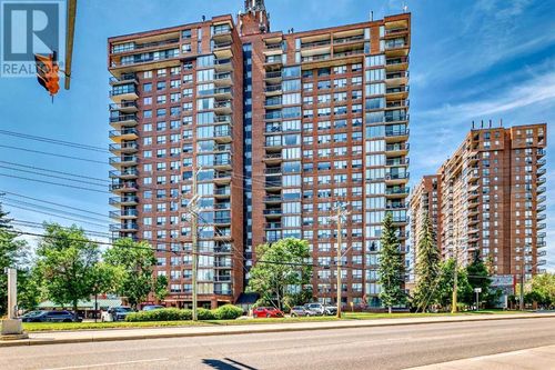 145 Point Dr Nw, Calgary, AB, T3B4W1 | Card Image