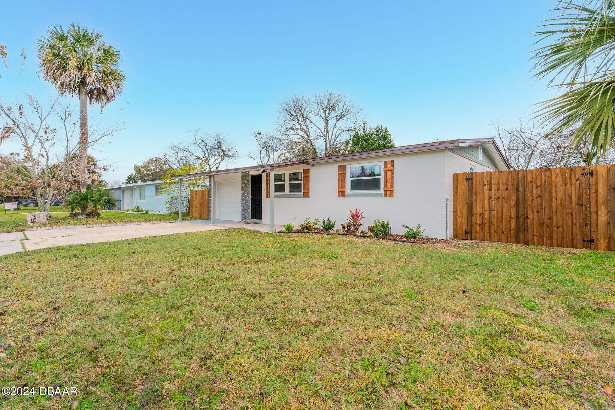 Derbyshire Rd, Daytona Beach, FL 32117