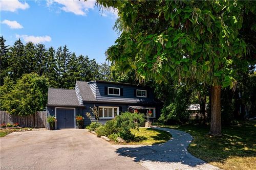 657 Greenwood Dr, Burlington, ON, L7T3P2 | Card Image