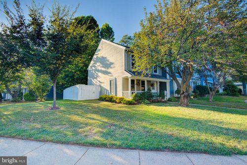 1551 Poplar Grove Dr, RESTON, VA, 20194-1735 | Card Image