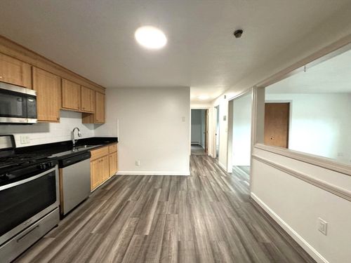 apt-a6-803 Haverhill St, Rowley, MA, 01969-2428 | Card Image