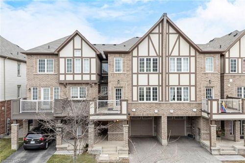 121 Frost Crt, Milton, ON, L9E1G2 | Card Image