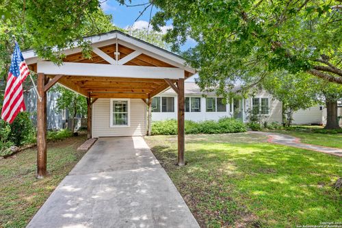 131 Larchmont Dr, San Antonio, TX, 78209-4268 | Card Image