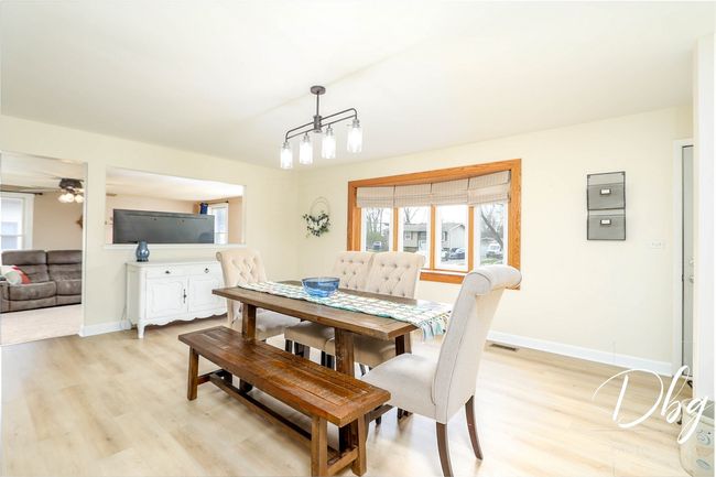 395 Magnolia Ave, House other with 3 bedrooms, 2 bathrooms and 2 parking in Gurnee IL | Image 13