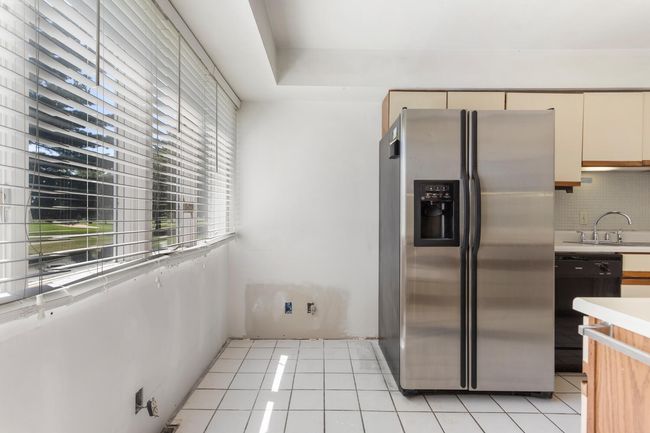 0 - 4 Fields E, Condo with 2 bedrooms, 2 bathrooms and 2 parking in Champaign IL | Image 8