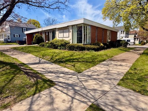 29 W Seneca Street, Oswego, NY, 13126 | Card Image