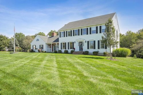 18 Dorset Ln, LAFAYETTE, NJ, 07848-3004 | Card Image