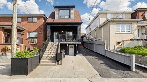 257 Prescott Ave, Toronto, ON, M6N3G9 | Card Image