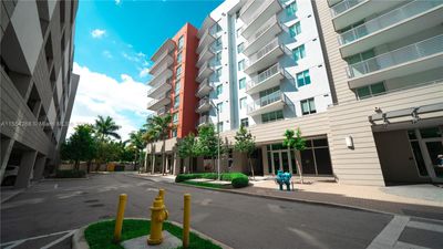 714 - 7661 Nw 107th Ave, Condo with 3 bedrooms, 3 bathrooms and null parking in Doral FL | Image 1