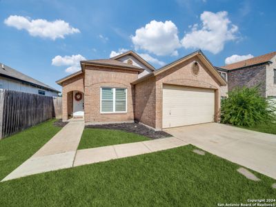 322 Wiggins Crk, House other with 3 bedrooms, 2 bathrooms and null parking in San Antonio TX | Image 1