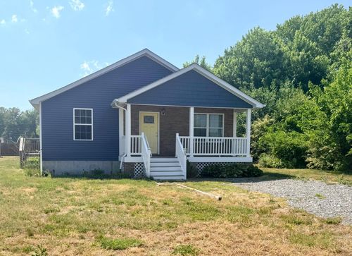 59 W Potomac Dr, COLONIAL BEACH, VA, 22443-5088 | Card Image
