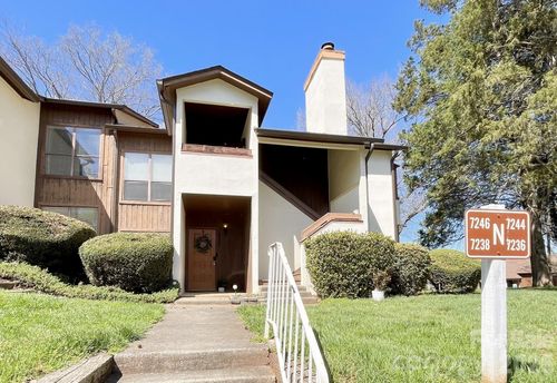 7236 Winery Ln, Charlotte, NC, 28227-8145 | Card Image