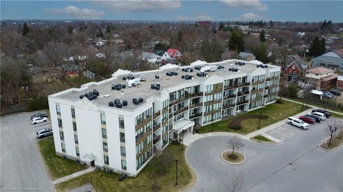 208-105 Bagot St, Guelph, ON, N1H8H4 | Card Image