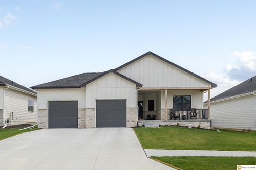 11711 S 189th St, Gretna, NE, 68028-3589 | Card Image