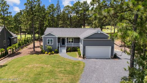 105 Lancashire Ct, West End, NC, 27376 | Card Image