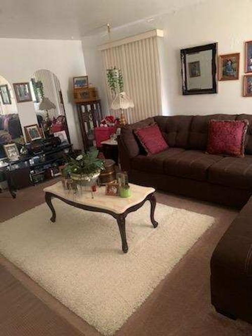 4001 Adams St, Bellwood, IL, 60104-2006 | Card Image