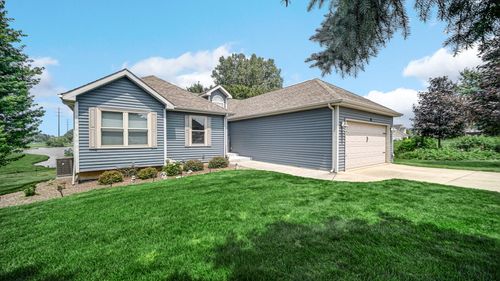 285 Kingston Dr, Valparaiso, IN, 46385 | Card Image