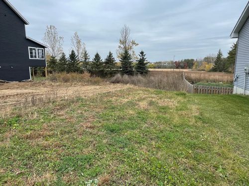 637 Remington Ct, Eagan, MN, 55123-5500 | Card Image