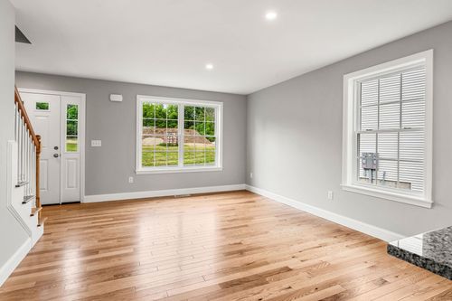 5B Violette Dr, Epping, NH, 03042-1537 | Card Image