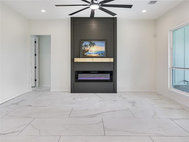 820 Angus Trl, House other with 5 bedrooms, 4 bathrooms and 2 parking in Angleton TX | Image 25