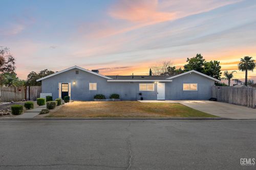 10429 Enger St, Bakersfield, CA, 93312-2759 | Card Image