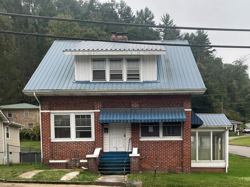 302 Virginia Ave, Richlands, VA, 24641-2933 | Card Image