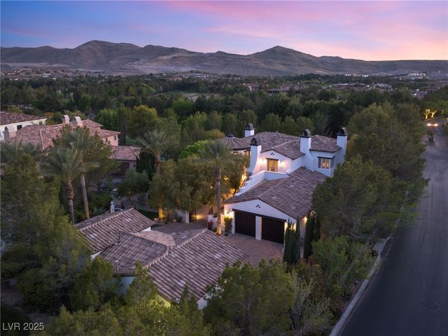19 Quintessa Cir, House other with 4 bedrooms, 5 bathrooms and null parking in Las Vegas NV | Image 77