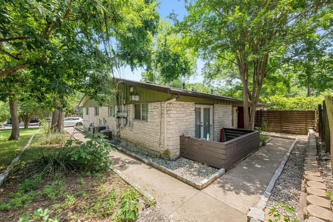 102 - 3102 Glen Ora St, Condo with 1 bedrooms, 1 bathrooms and 1 parking in Austin TX | Image 23