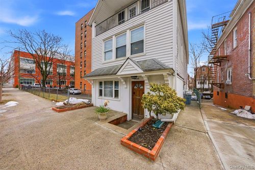 3646 Tibbett Ave, Bronx, NY, 10463-2210 | Card Image