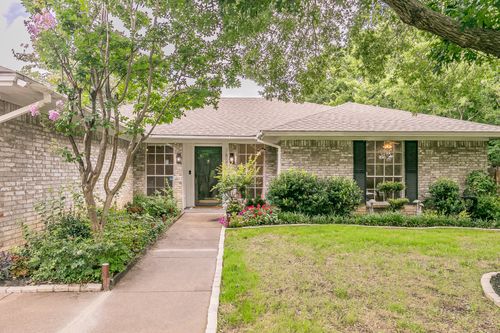 1625 High Ridge Rd, Benbrook, TX, 76126-2905 | Card Image