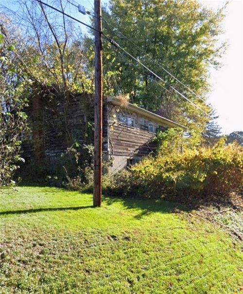 2620 Bickerstaff Rd, Irwin, PA, 15642-9735 | Card Image