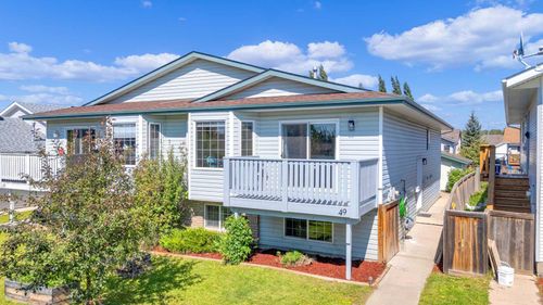 49 Old Boomer Road, Sylvan Lake, AB, T4S1Z1 | Card Image