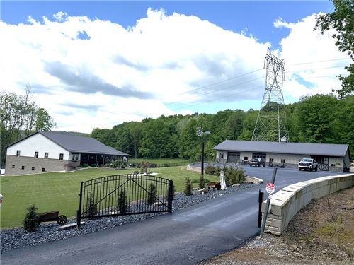 189 Josh Dr, Glen Campbell, PA, 15742-6616 | Card Image