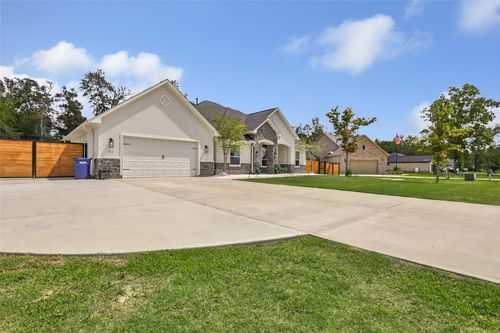 756 Road 660, Dayton, TX, 77535-1130 | Card Image