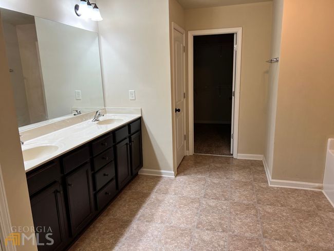 2709 Morgan Glen Rd, Townhouse with 3 bedrooms, 3 bathrooms and 1 parking in Buford GA | Image 7