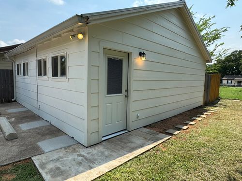 320 W 6th St, Weatherford, TX, 76086-1542 | Card Image