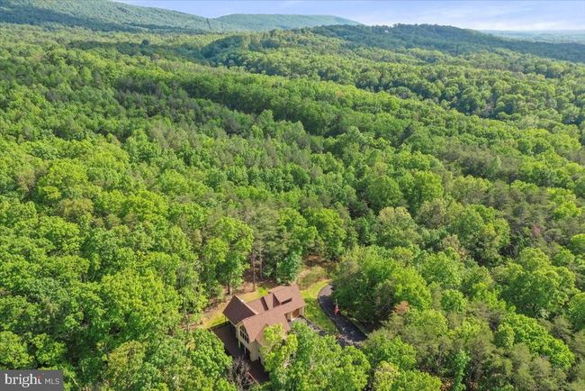 2968 Cheyennes Trl, House other with 3 bedrooms, 4 bathrooms and null parking in GERRARDSTOWN WV | Image 66