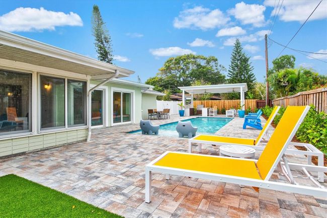 2473 Davis Blvd, House other with 3 bedrooms, 2 bathrooms and null parking in Sarasota FL | Image 58