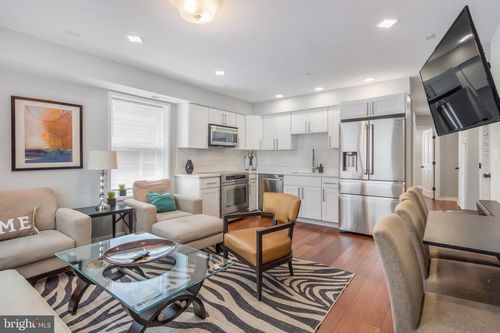 apt-3-4106 Gault Pl Ne, WASHINGTON, DC, 20019-3538 | Card Image