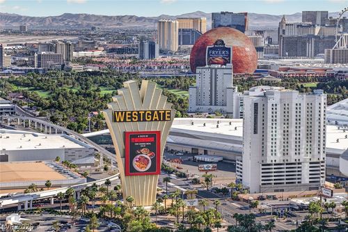 4207-322 Karen Ave, Las Vegas, NV, 89109-0457 | Card Image