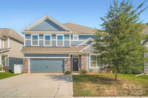 402 Preston Rd, Mooresville, NC, 28117-8615 | Card Image