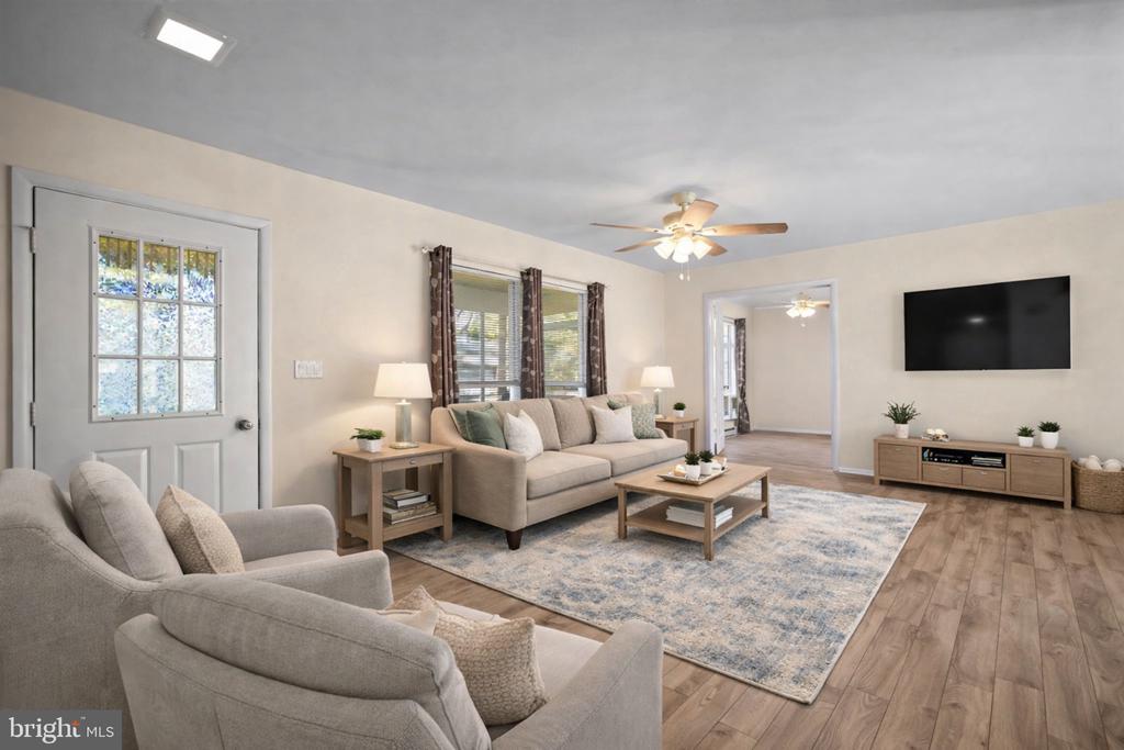 Residential in MANCHESTER TOWNSHIP 5