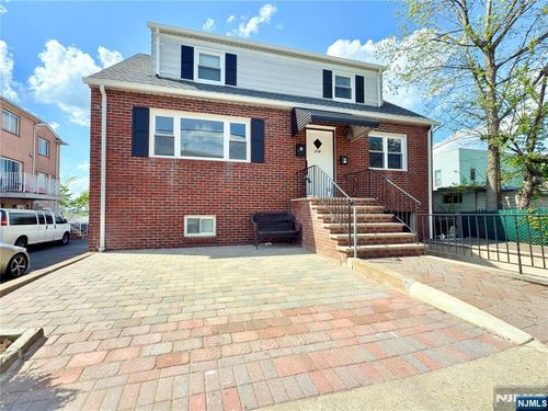 319 7th St, Fairview, NJ, 07022-1324 | Card Image