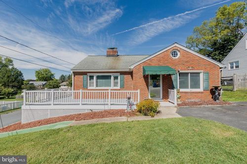 428 Maple Ave, WESTMINSTER, MD, 21157-6213 | Card Image