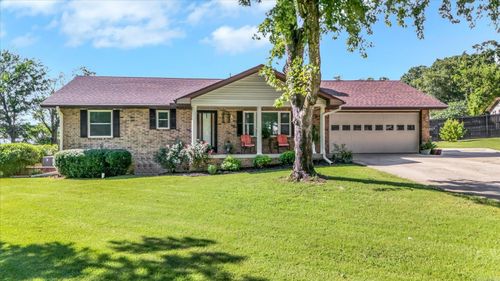 812 Douglas, Mountain Home, AR, 72653-3203 | Card Image