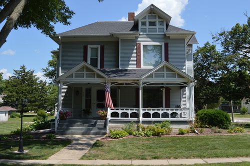 340 S Main St, Sheffield, IL, 61361-9787 | Card Image