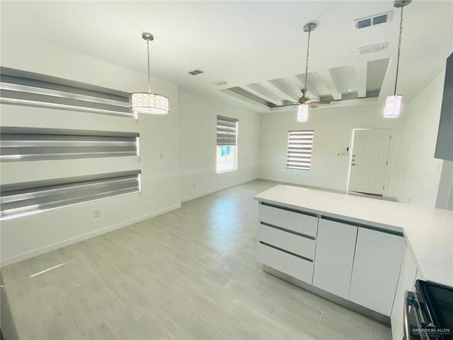 APT-1 - 1722 W Denise Dr, Condo with 2 bedrooms, 2 bathrooms and 2 parking in Pharr TX | Image 6