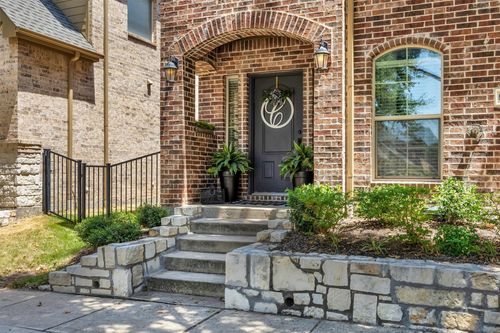 5646 Grosseto Dr, Frisco, TX, 75034-2379 | Card Image