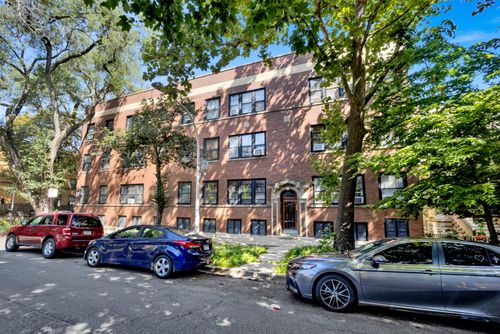 3w-1318 W Granville Ave, Chicago, IL, 60660-5090 | Card Image