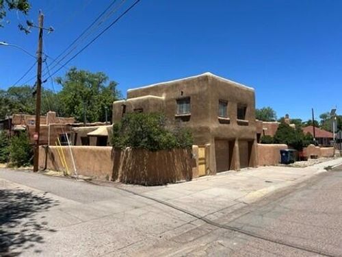 608 Webber St, Santa Fe, NM, 87505-2656 | Card Image
